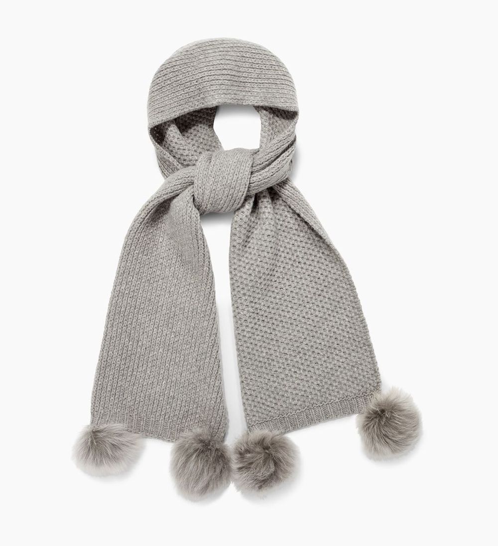 Ugg Scarfs Canada - Ugg Women's Aislinn Honeycomb W/ Pom Light Grey